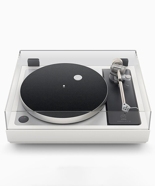 ex apple chief design officer jony ive celebrates 50 years of linn with special edition turntable