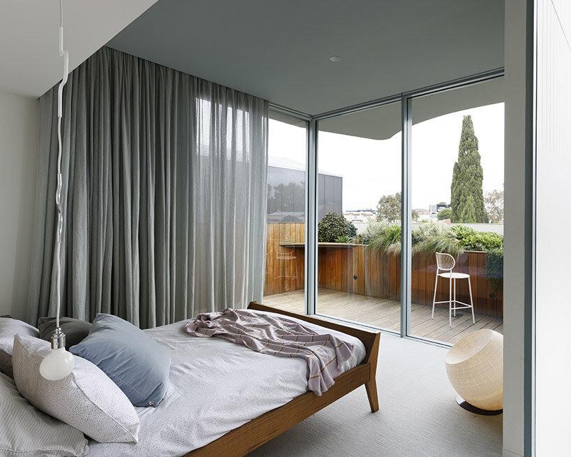 victorian home in australia crowned with modern 'tiara house' addition