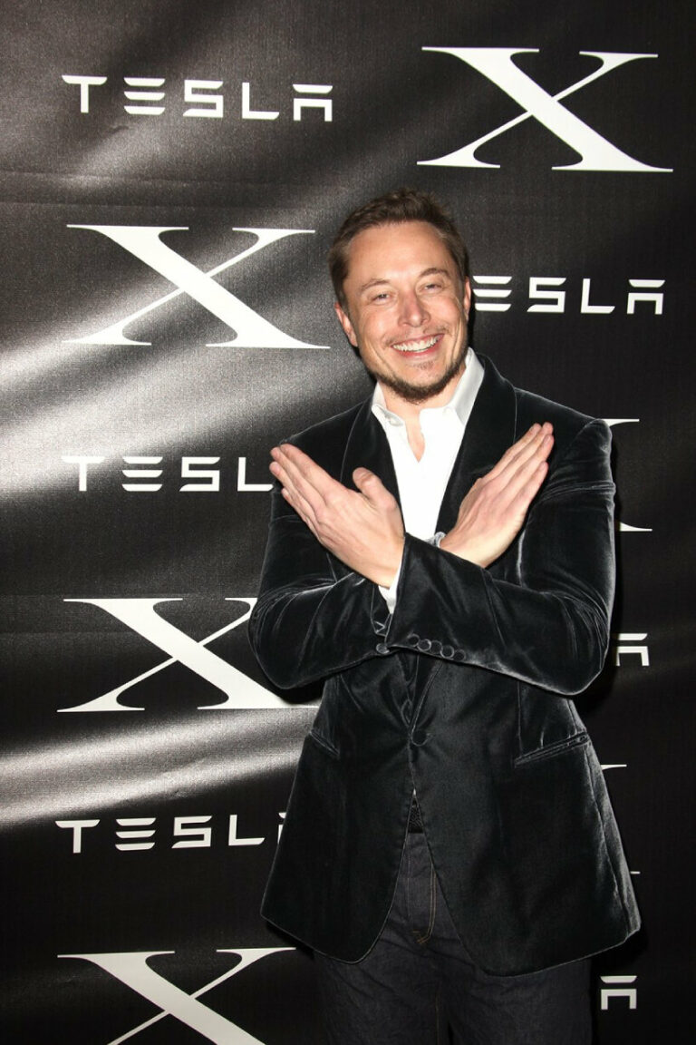 Blue Bird No More: Twitter Becomes X As Elon Musk Introduces Rebranded ...