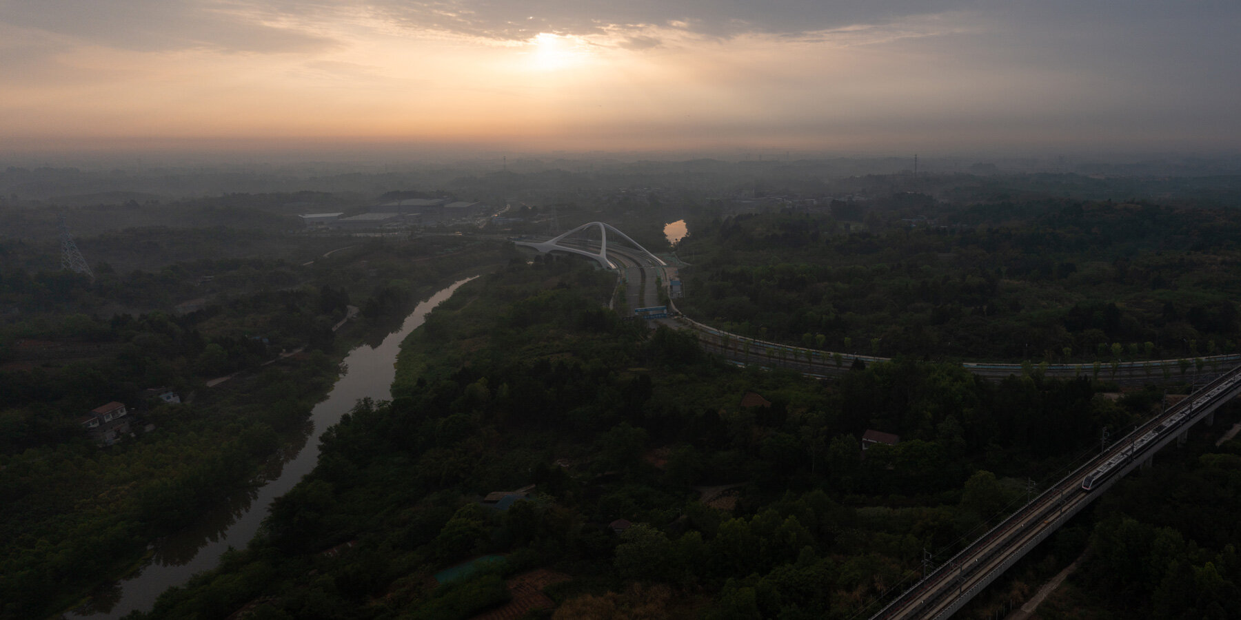 ZHA_Jiangxi-River-Bridge-designboom-1800-3