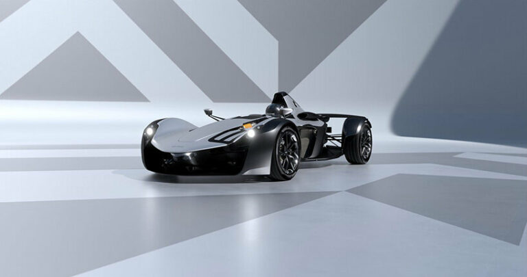 BAC's streamlined mono is a single-seater racer built for both ...