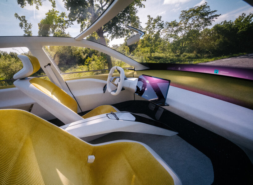 BMW vision neue klasse car debuts joyous electric design at IAA 2023