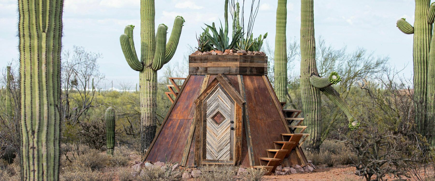 cabinland-desert-cabin-jacob-witzling-sara-underwood-designboom-1800-750