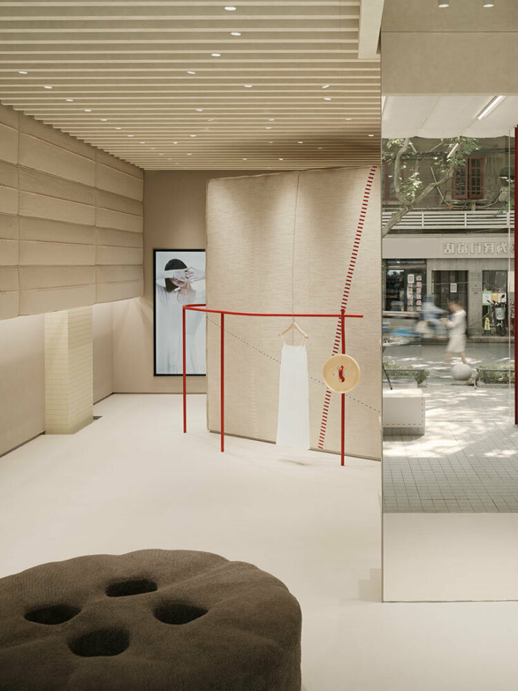 F.O.G architecture sews sculptural buttons onto lively retail interior ...