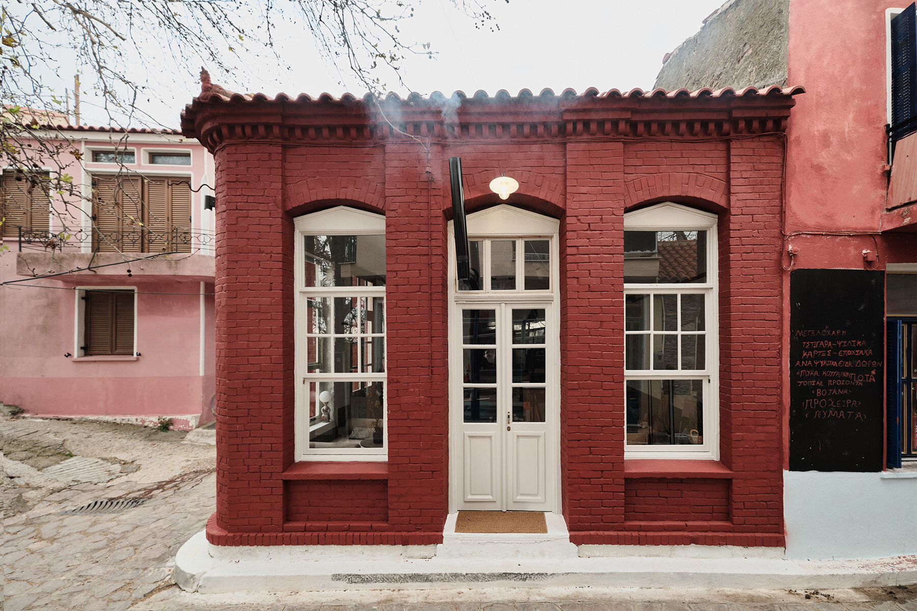 greek-island-lesvos-koukos-de-lab-olive-waste-durable-furniture-designboom-31800