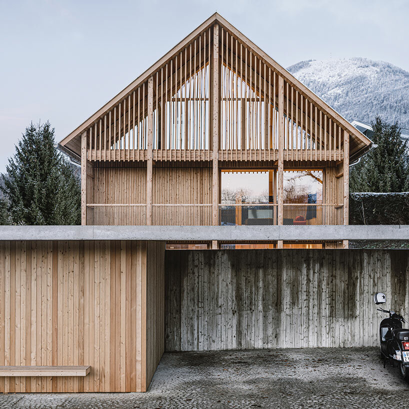 dunkelschwarz haus L