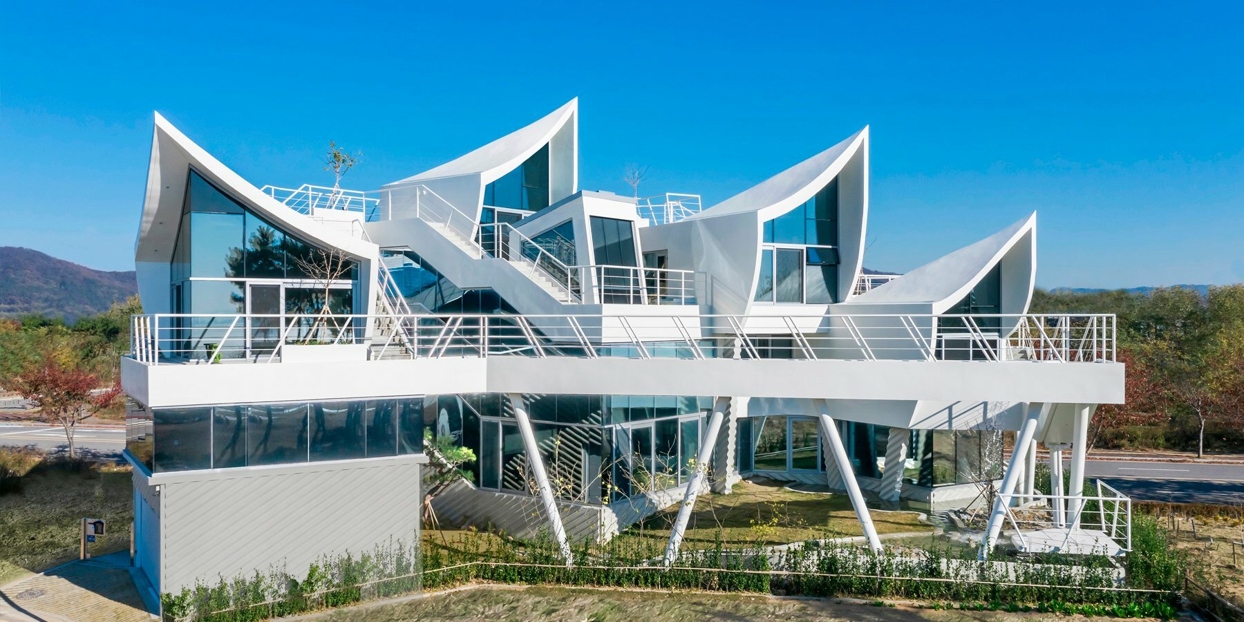 sailing-house-iroje-khm-architects-south-korea-designboom-1800-3