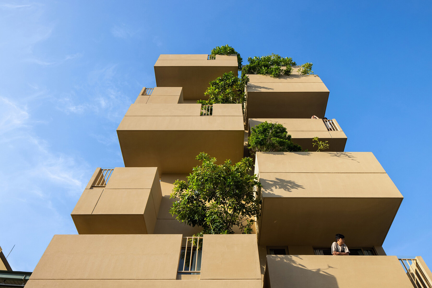 the-flying-blocks-taa-design-designboom-full-1