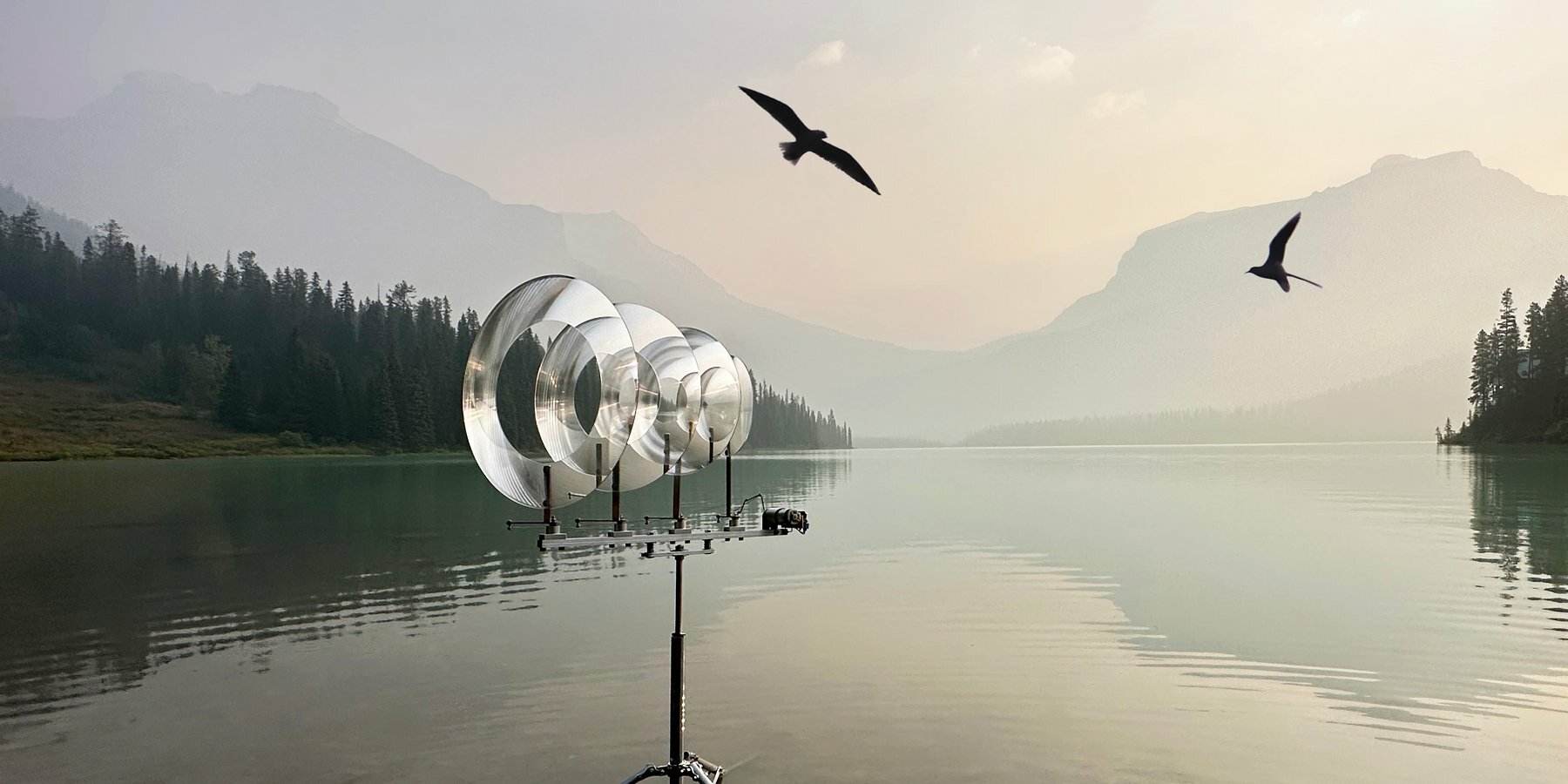 Echo-lens-vincent-leroy-emerald-lake-canadian-rockies-designboom-1