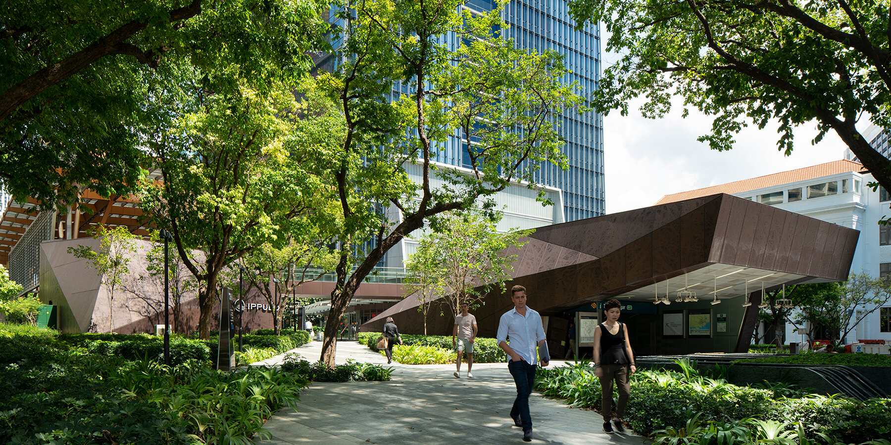 abb-frozen-music-video-series-som-guoco-tower-singapore-designboom02