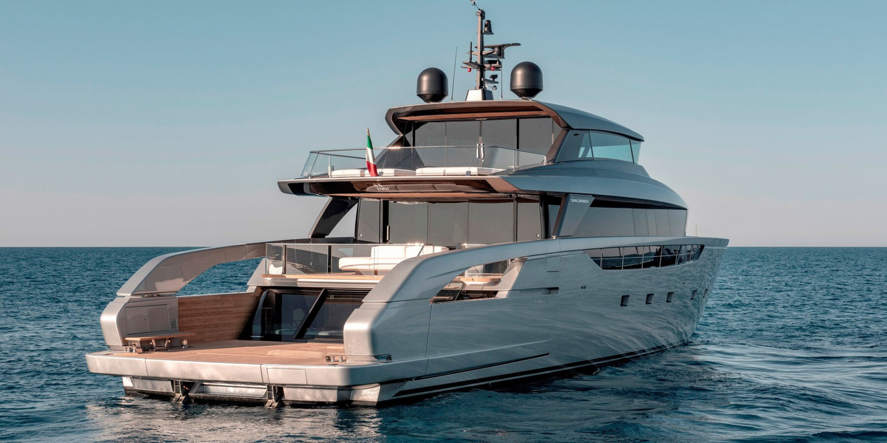 cannes-yachting-festival-2023-yacth-interior-design-pershing-designboom-ban