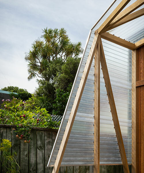 parsonson architects crafts tiny 'herald garden studio' dwelling in new zealand