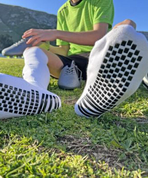 medicaptain athletic socks with built-in shin guards & metatarsal padding boost performance