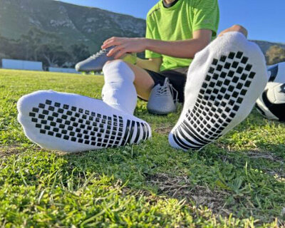 medicaptain athletic socks with built-in shin guards & metatarsal padding boost performance