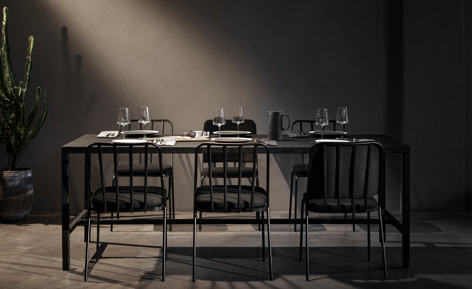 parla-design-palm-designboom-02-fullwidth