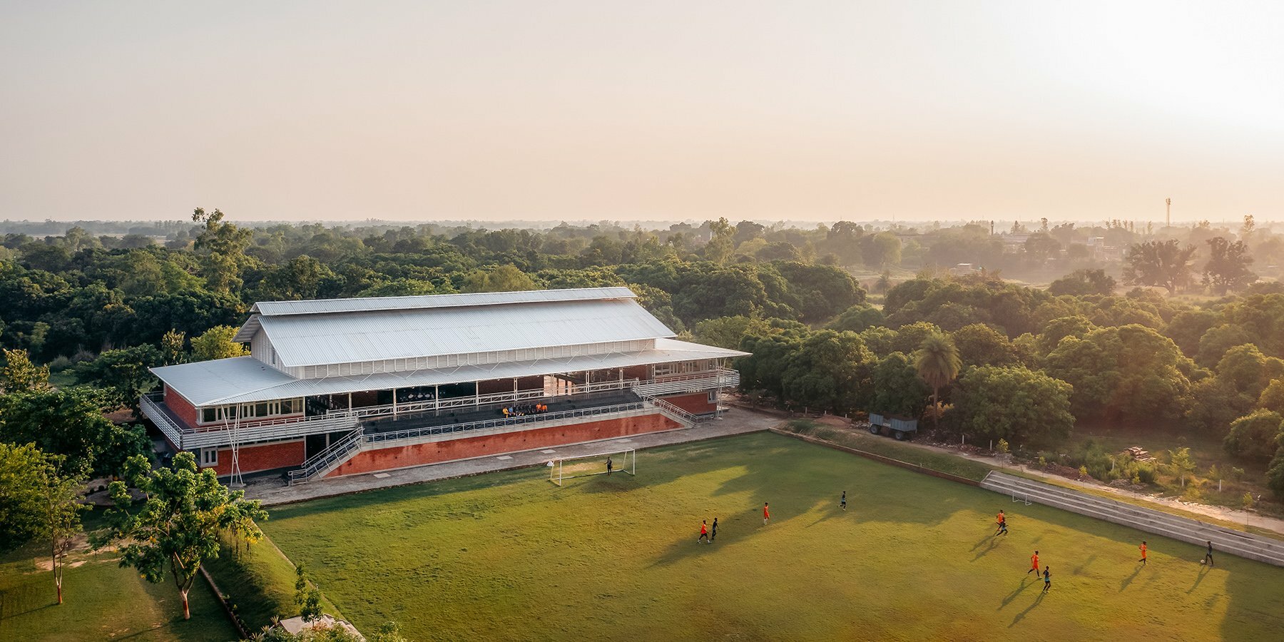 takshila-academy-activity-center-sga-studio-india-designboom-1800-1