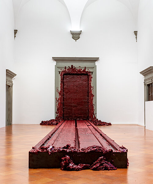 anish kapoor weaves 'untrue' and 'unreal' sculptural works into palazzo strozzi's architecture