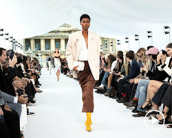 CAL's open-air urban sculpture hosts givenchy's SS23 collection in paris