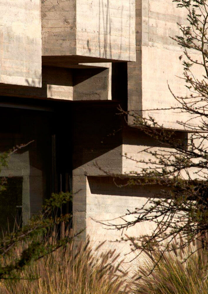 protruding forms made of solid concrete compose hmz house in mexico