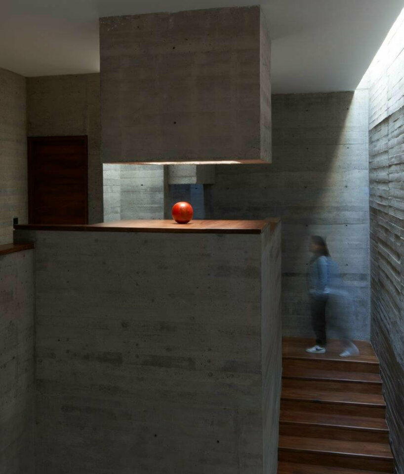 protruding forms made of solid concrete compose hmz house in mexico