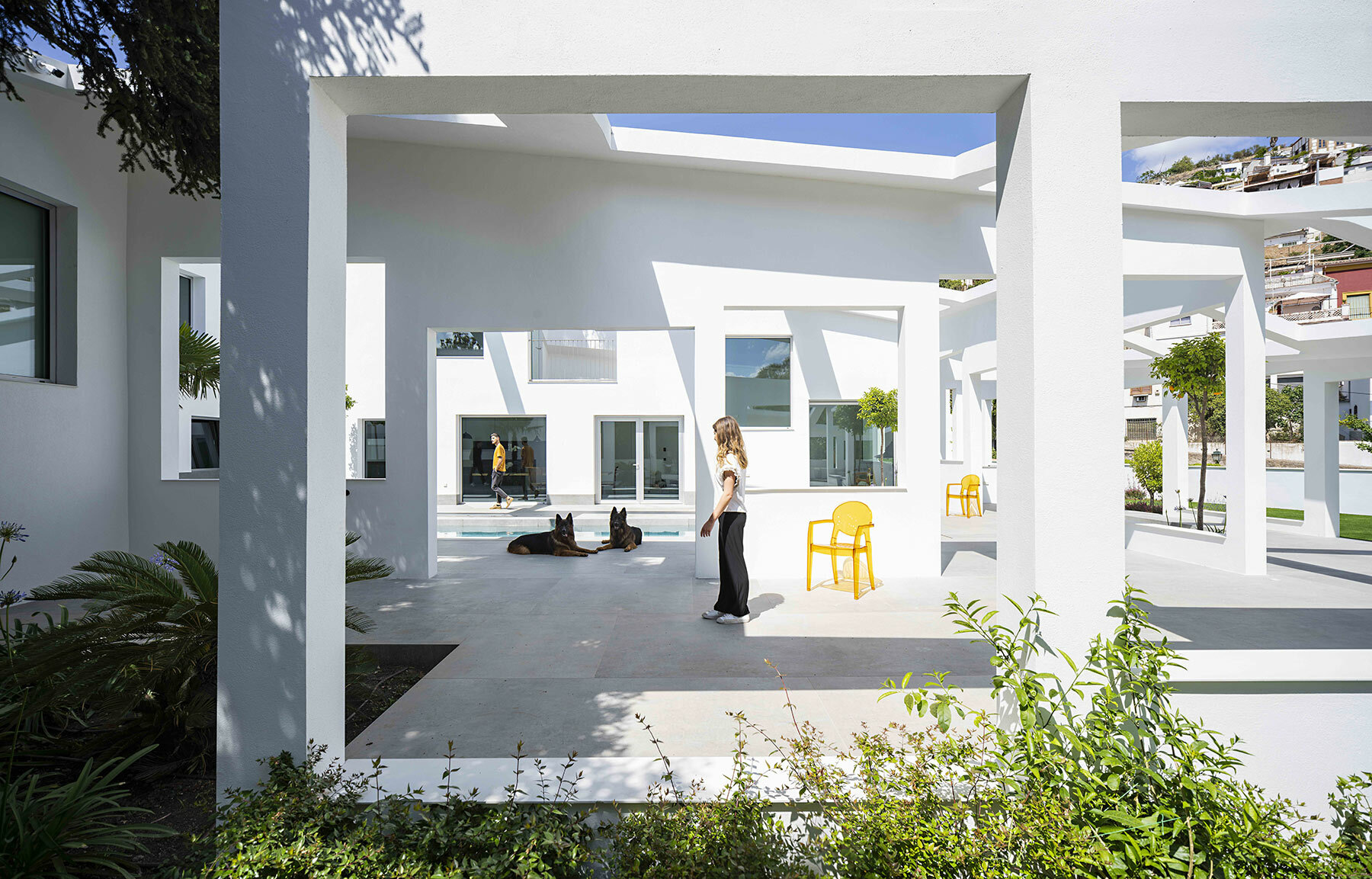 casa-realejo-rubens-cortes-arquitectos-granada-spain-designboom-06a