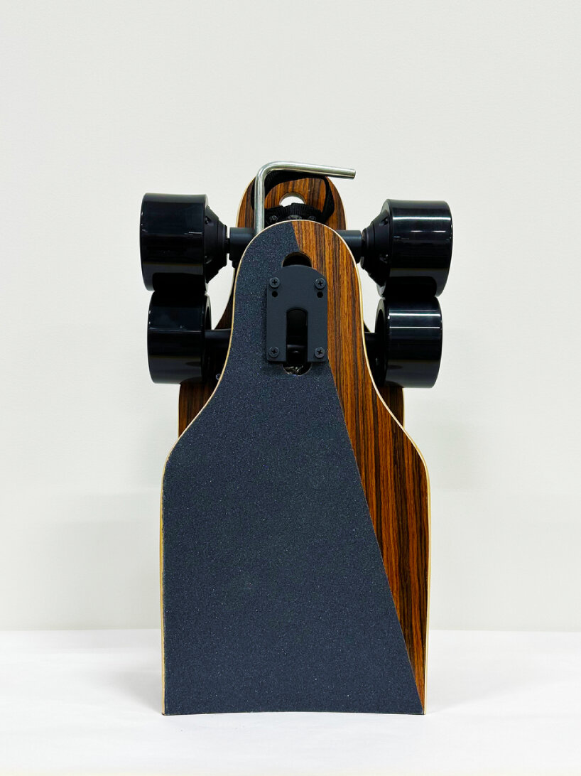 foldable electric corsair longboard