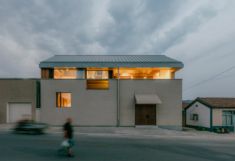residence by chaoffice unfolds an array of staggered sequences on sloping plot in beijing