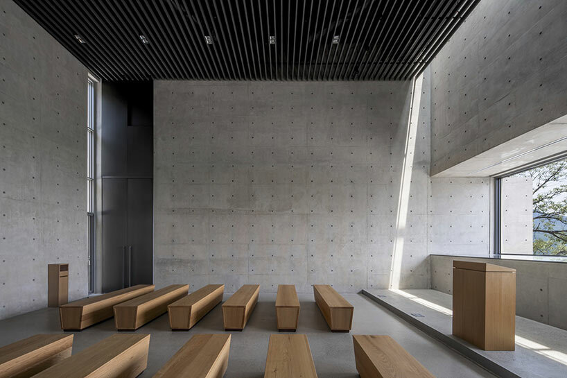 architecture for meditation: step inside a chapel in korea by lee eunseok & atelier KOMA