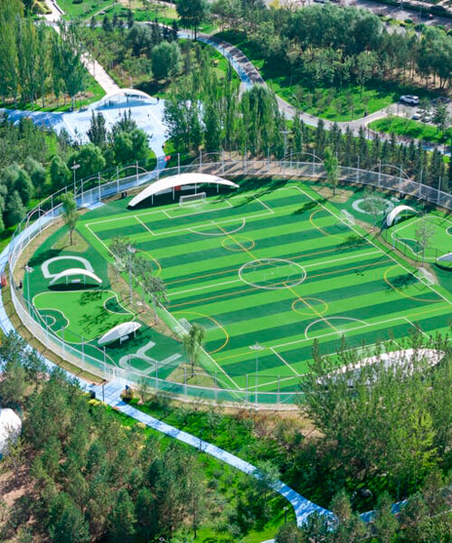 undulating colored pathways run along PLAT ASIA's sports park in china