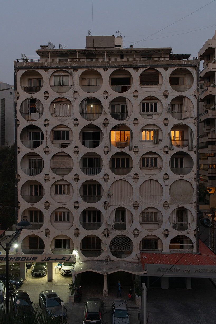 cindy sherman, yorgos lanthimos and more artists donate pictures for palestine fundraiser