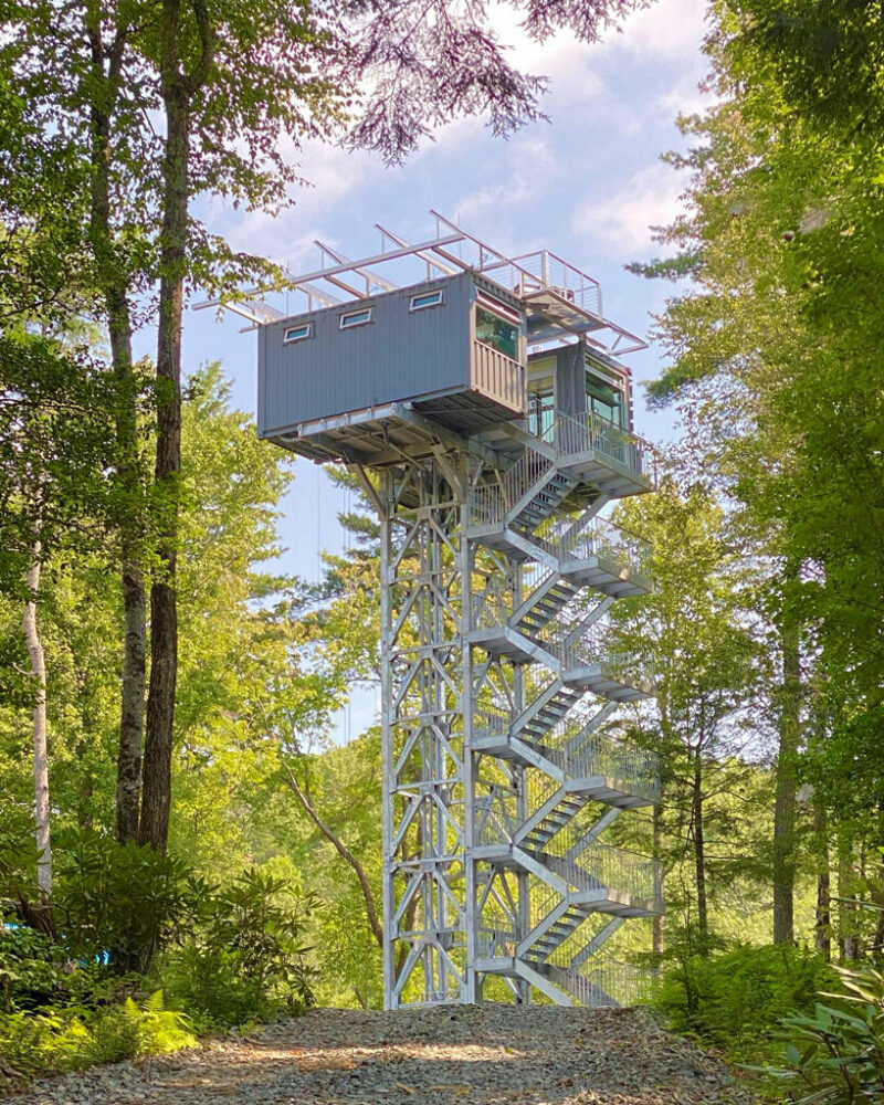 refurbished shipping containers host secluded retreat in rural georgia, USA