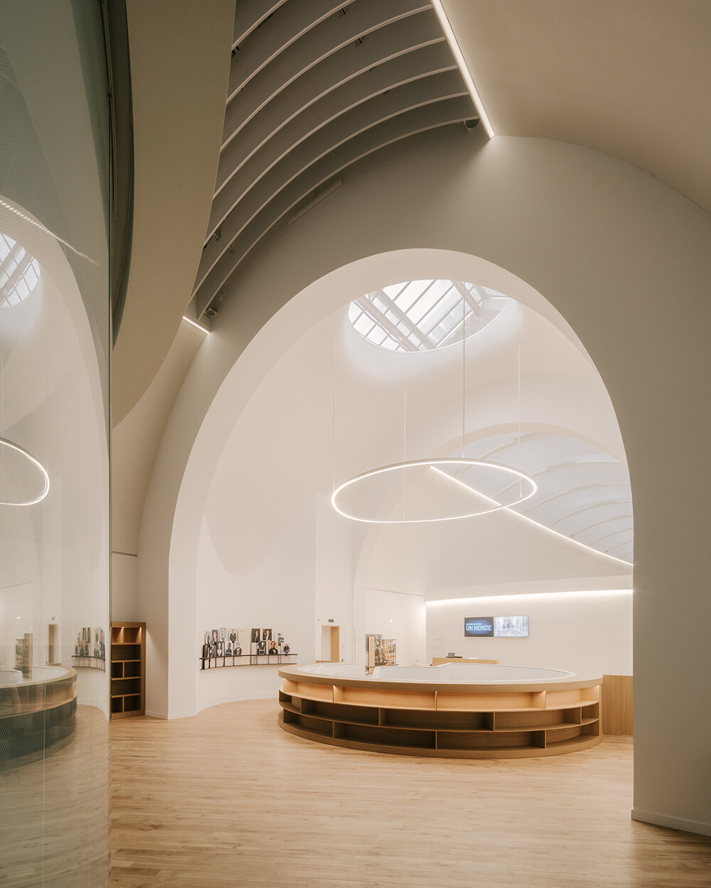 h2o architectes and snøhetta uplift musée national de la marine with scenographic curves