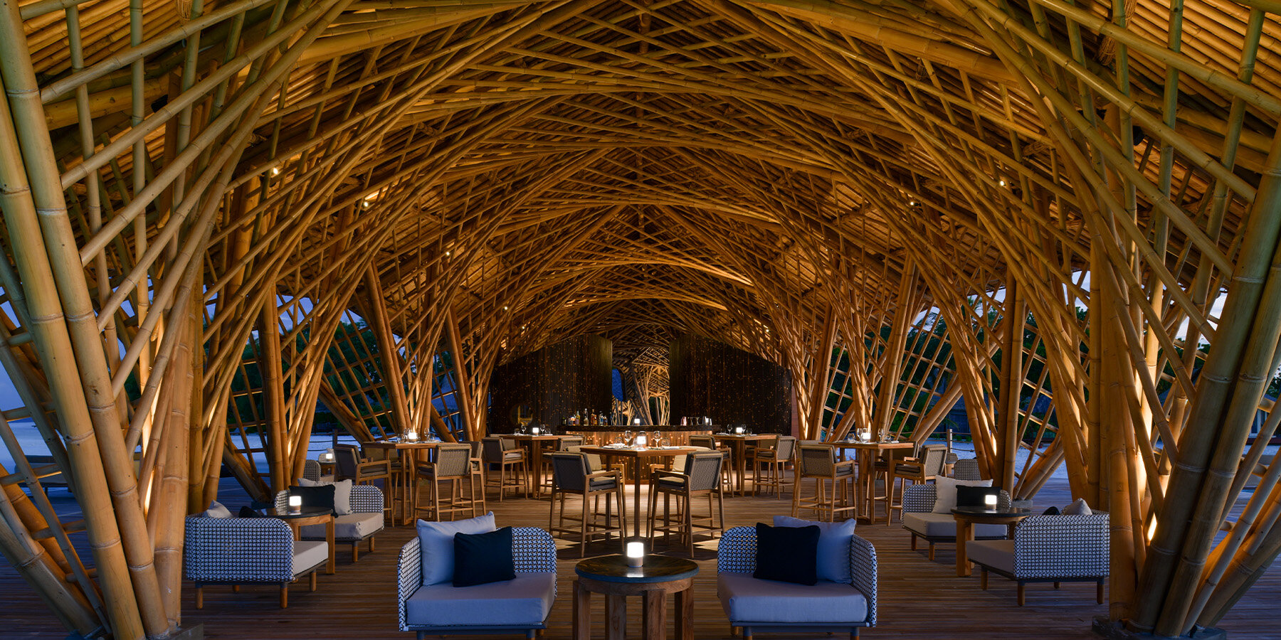 1800x900-overwater-restaurant-by-joe-chua-agdeppa-full