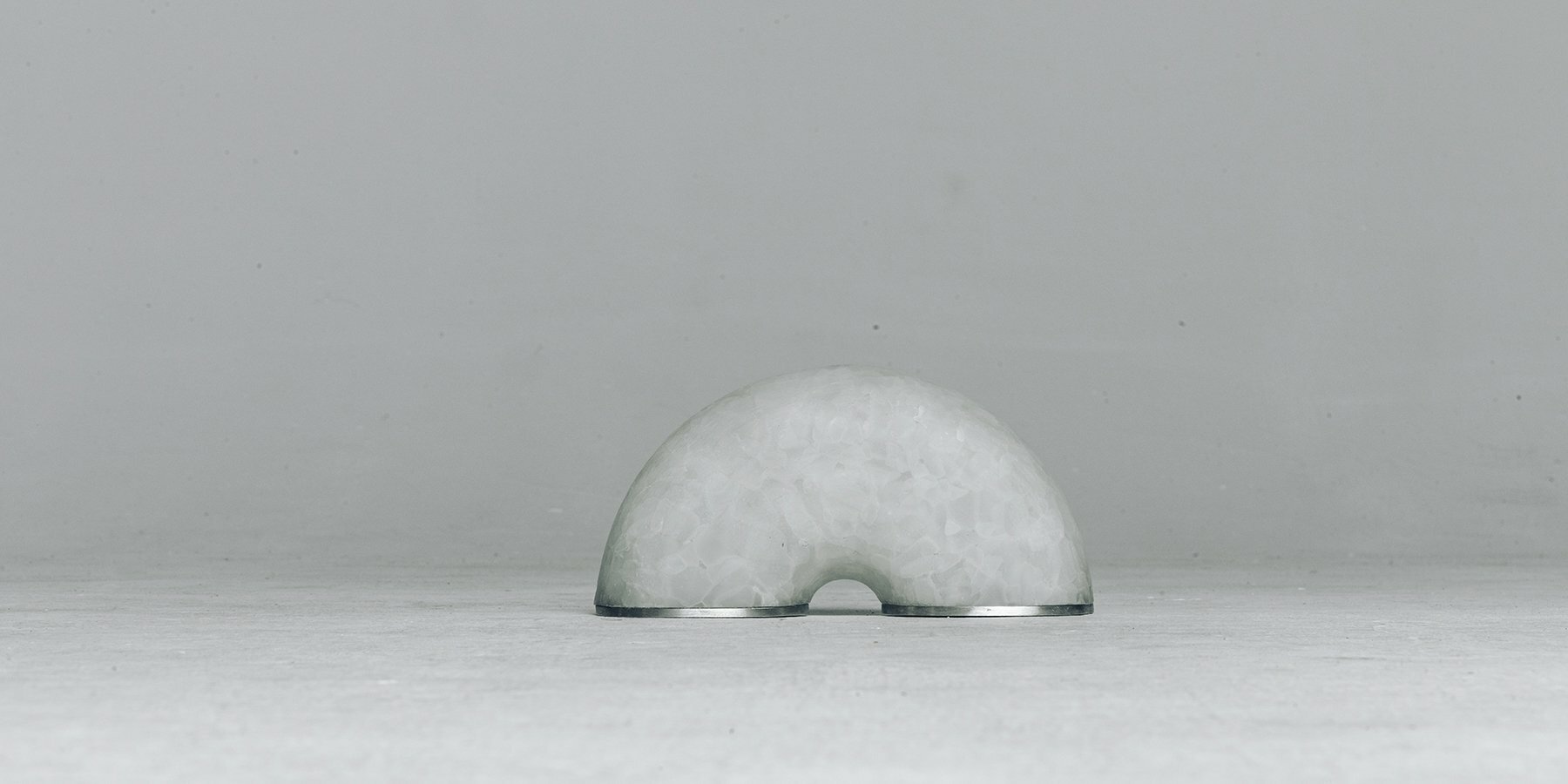 Oioiio-lamps-fresh-glass-studio-designboom-6