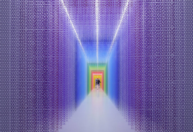 Emmanuelle Moureaux superpone sombras 'infinitas' de números romanos para el 75 aniversario de Bulgari Serpenti