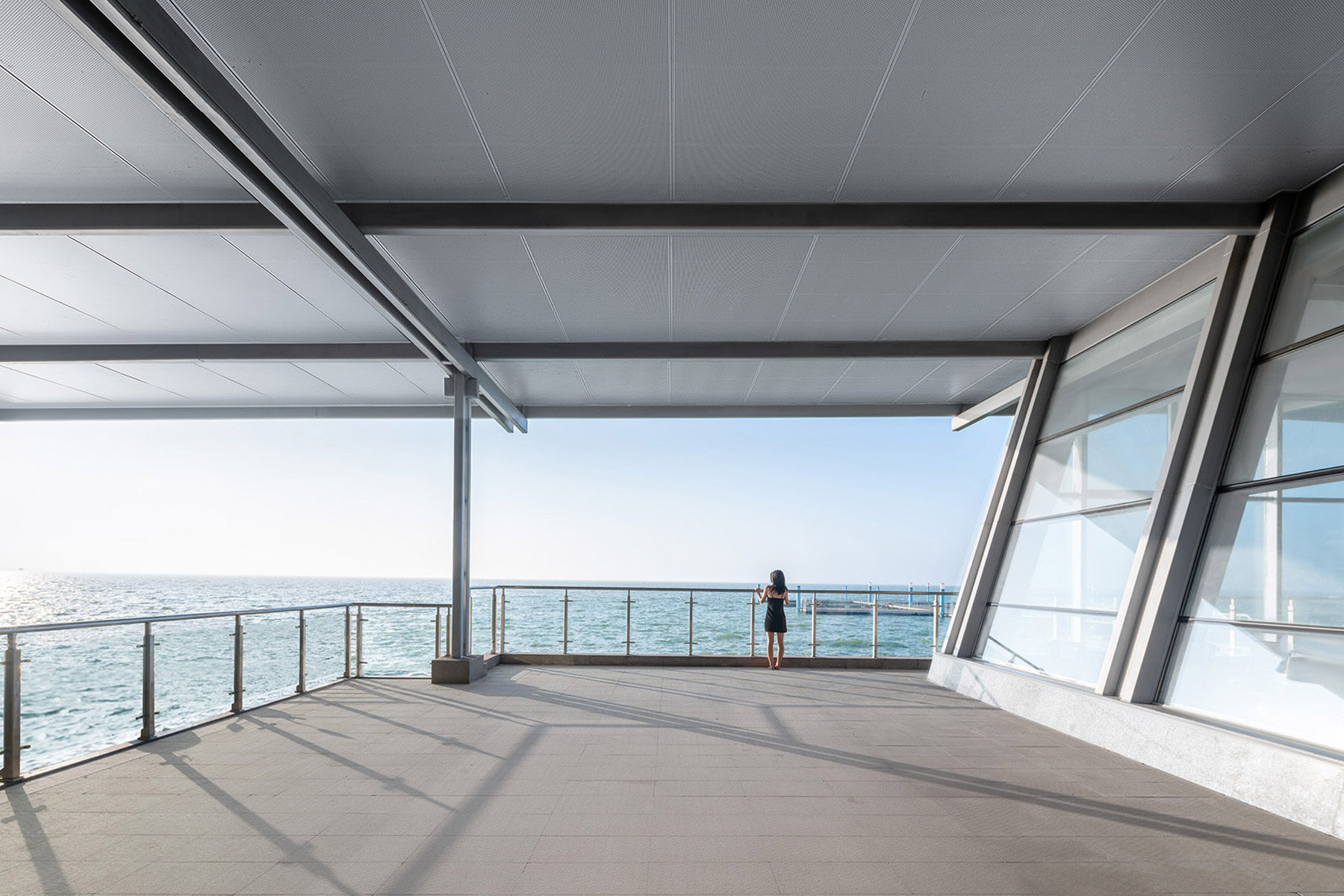 UAO-design-liangzi-island-off-island-pier-china-designboom-08a