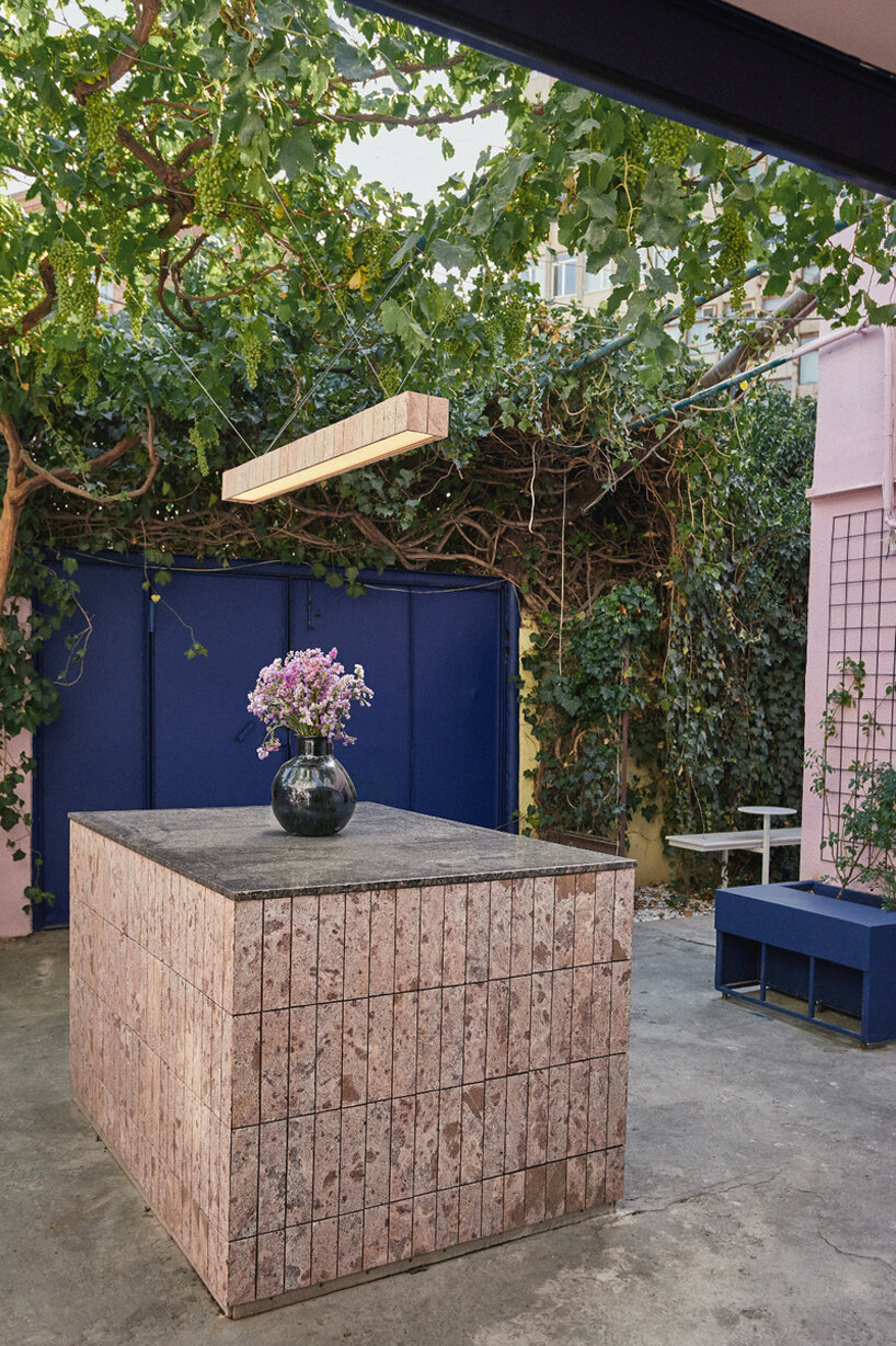 dalshe weaves floral motifs and natural stones into vibrant café in armenia