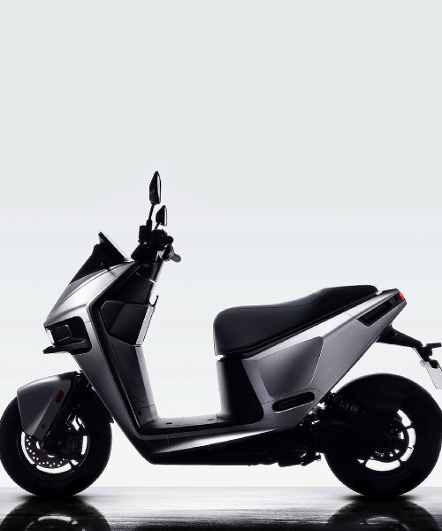 gogoro’s electric smartscooter ‘pulse’ has active headlights that change intensity on their own