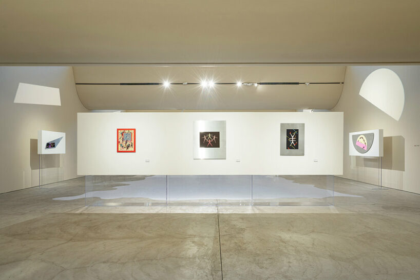 KiKi ARCHi turns dots, rays, and liquid splashes into rich 3D displays for INACTUEL show