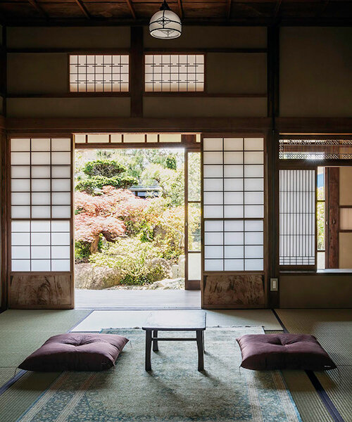 small courtyard illuminates 70-year-old japanese house in odawara