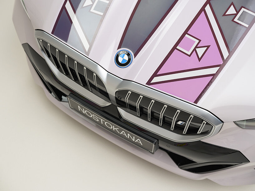 color-changing BMW i5 Flow NOSTOKANA glimmers with Esther Mahlangu's Ndebele art