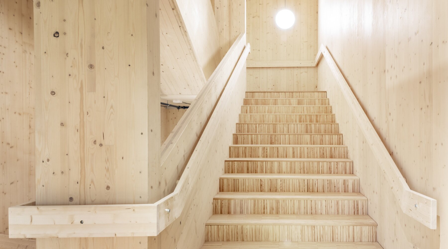 abb-frozen-music-sara-kulturhus-designboom-fullWidth-01