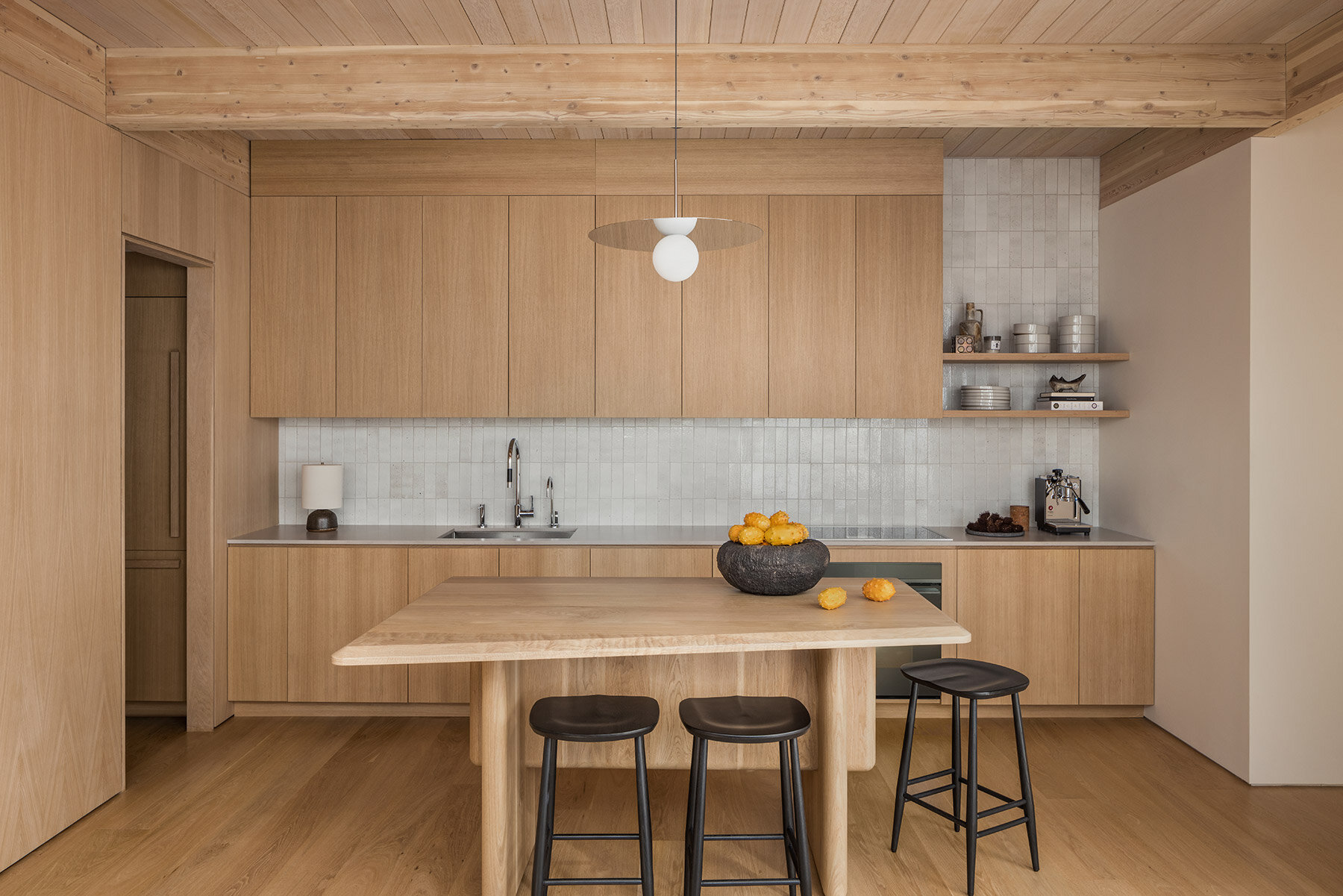 amagansett-beach-house-starling-architecture-emily-lindberg-designboom-06a