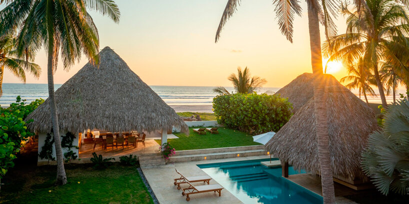 straw roof crowns coral house by elástica studio in el salvador