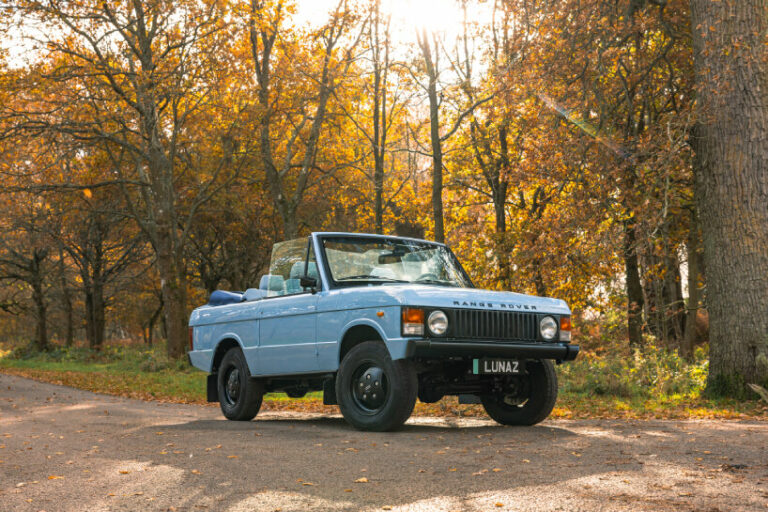 lunaz brings out james bond’s octopussy range rover as an electric open ...