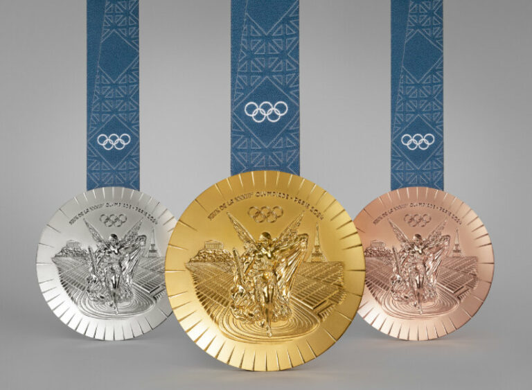 LVMH’s chaumet unveils the medal designs for paris 2024 olympic and ...