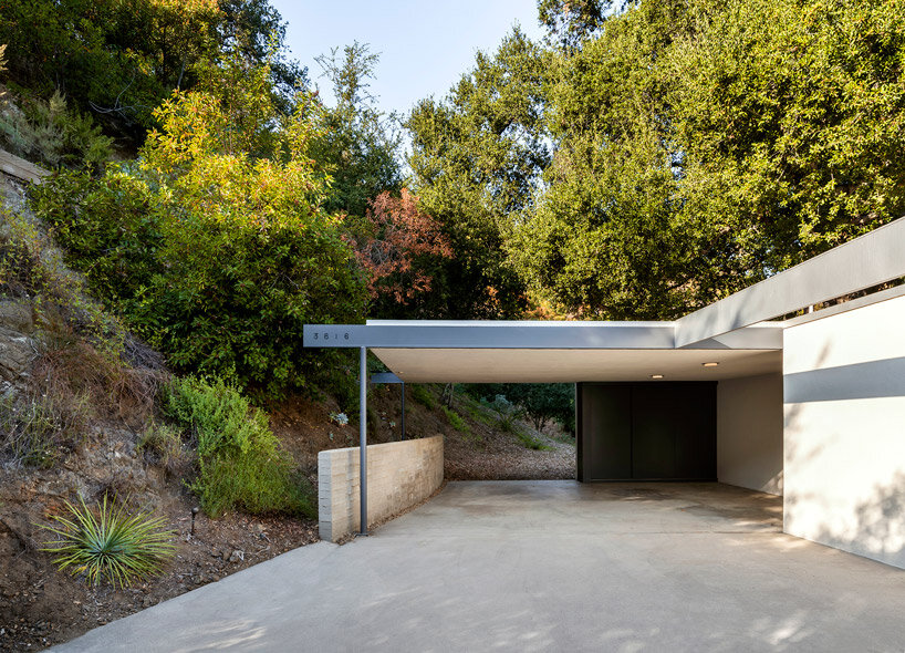 richard neutra's restored mid-century home in california is now up for rent