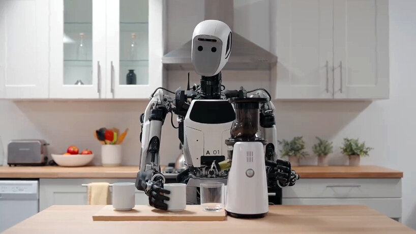مرسيدس بنز أبترونيك الروبوتات البشرية أبولو