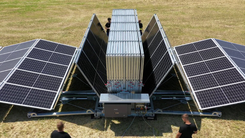 حاوية الطاقة الشمسية المتنقلة، الألواح الكهروضوئية القابلة للطي، Solarcont
