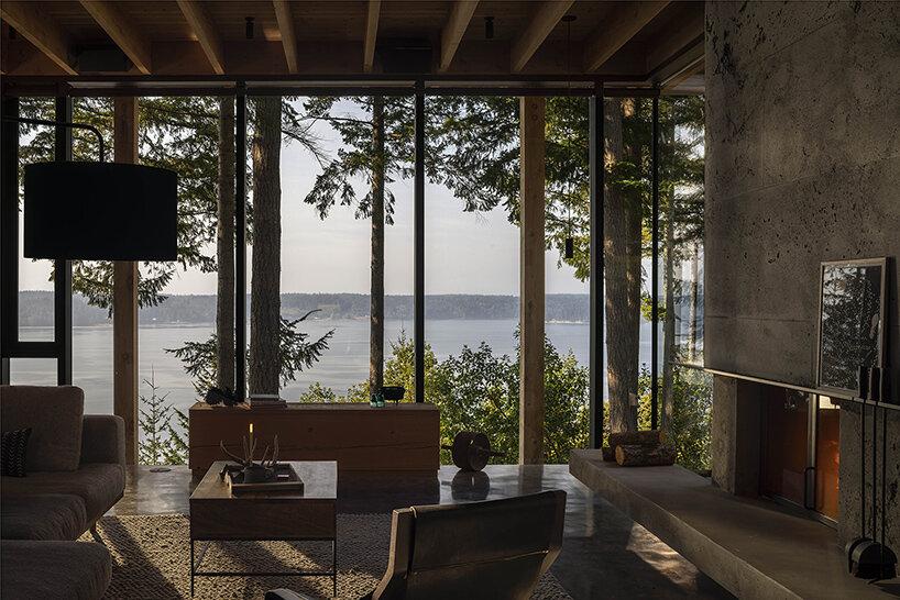 mwworks hides this longbranch house among the pacific northwest woods